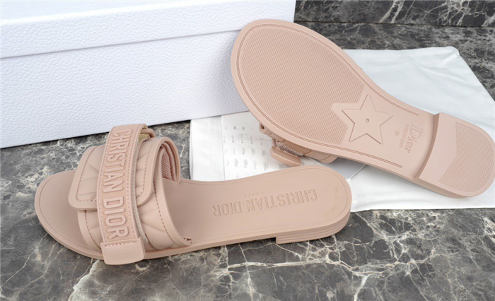 dio*r sandal 27