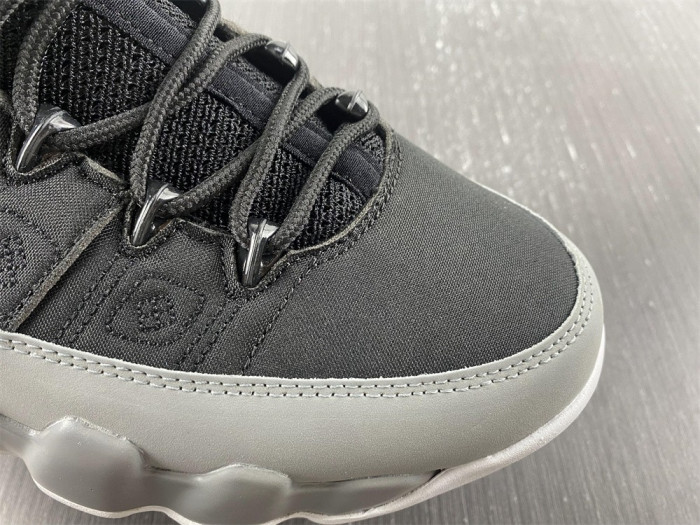 air jordan 9 retro particle grey ct8019-060
