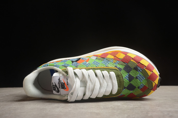 sacai x nike ldvaporwaffle mix low “green dr5209-300