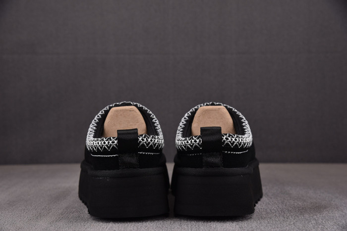 UGG SANDALS 7
