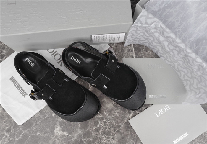 dio*r sandal 34