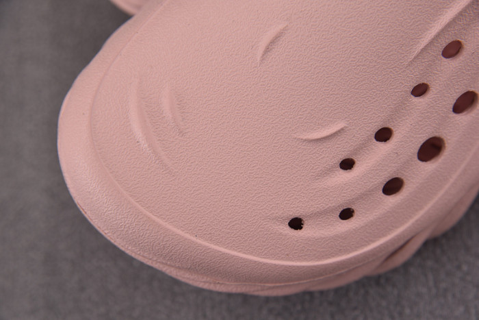 crocs pollex clog by salehe bembury 207393-308