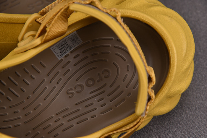 crocs pollex clog by salehe bembury 207393-311