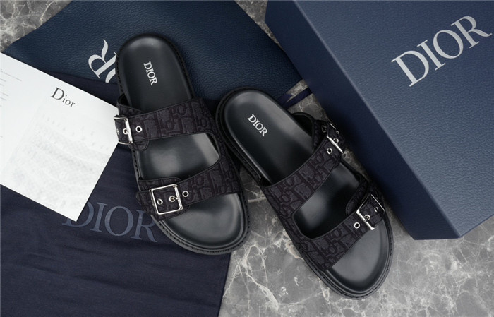 dio*r sandal 31