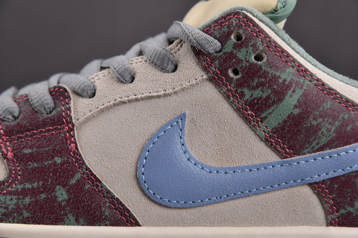 crenshaw skate club x nike sb dunk low fn4193-100