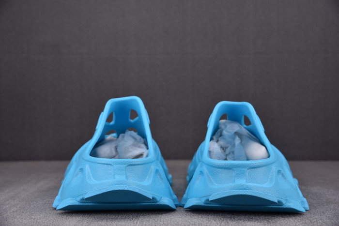 balenciag* sandal 35
