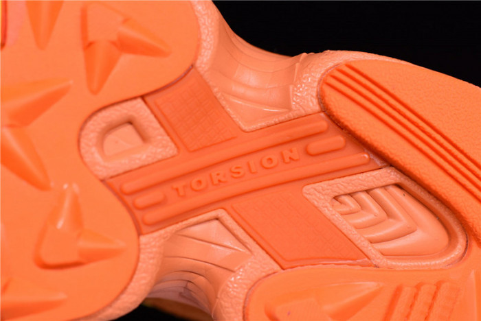 yung-1 orange yellow navy "goku" b37613
