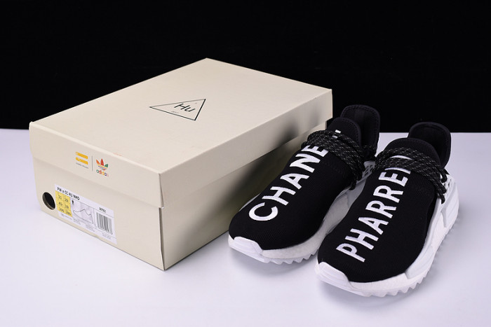 pw x cc hu nmd black/ white d97921