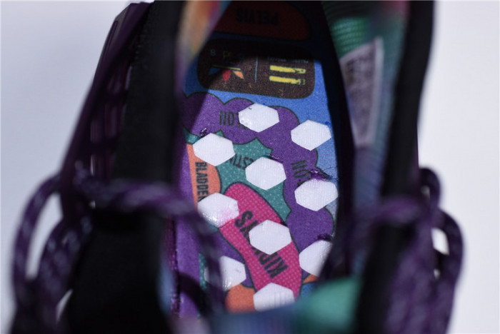 pw human race nmd tr "equality" ac7033