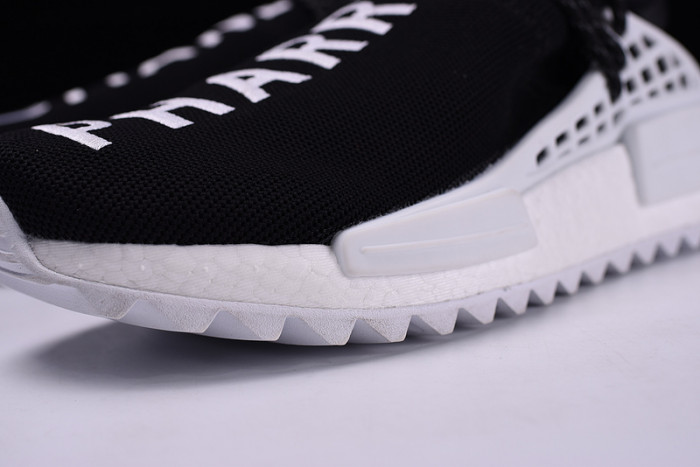 pw x cc hu nmd black/ white d97921