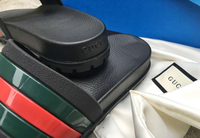 Gucc* Sandal112