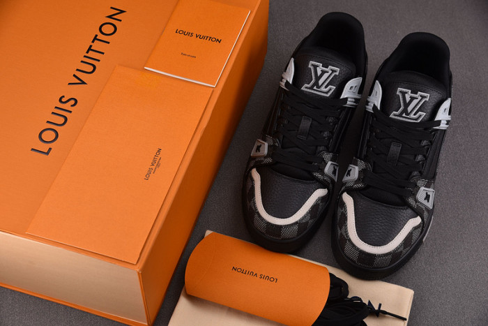 l&v snekaers l0000185