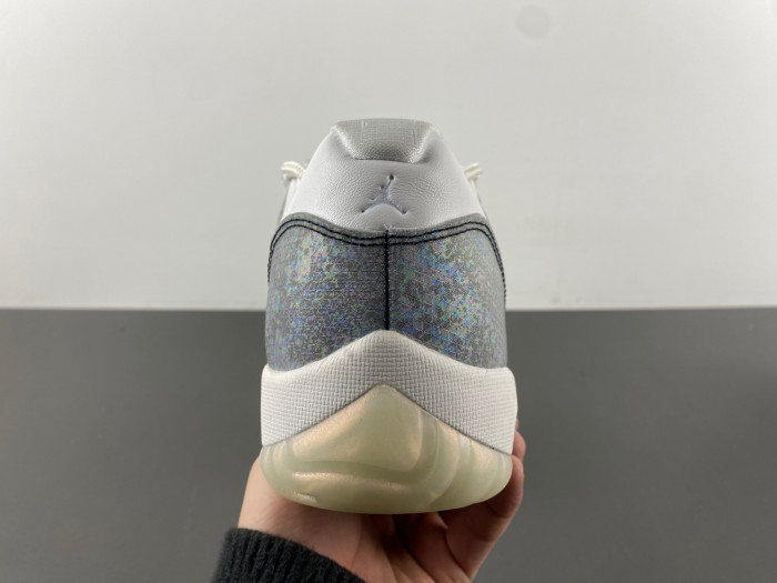 Air Jordan 11 Low CNY Year of the Snake HQ7000-001