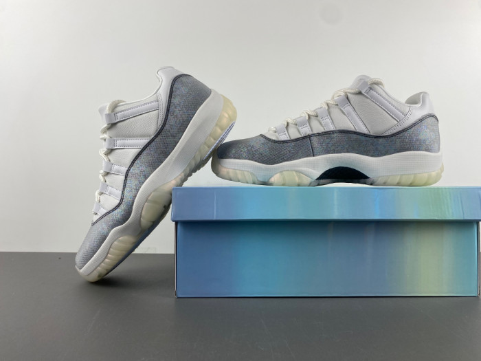 Air Jordan 11 Low CNY Year of the Snake HQ7000-001