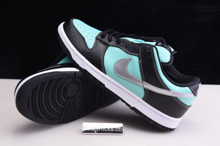 nike dunk sb low diamond S*pply co. "t*f*ny" 304292-402