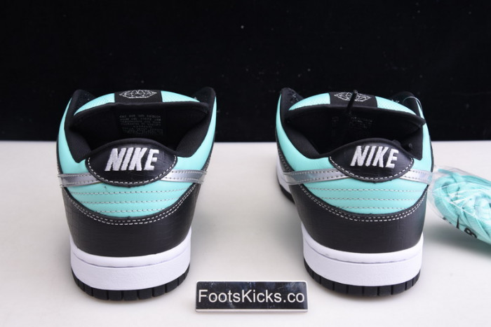 nike dunk sb low diamond S*pply co. "t*f*ny" 304292-402