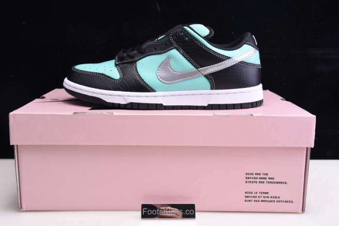 nike dunk sb low diamond S*pply co. "t*f*ny" 304292-402