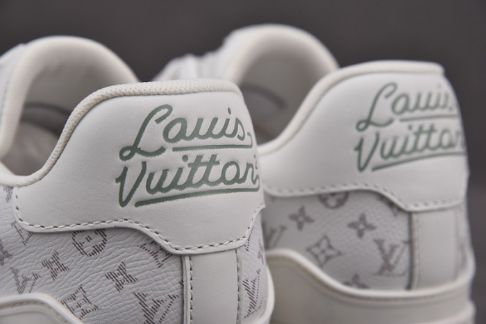 l&v snekaers l0000094