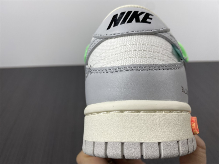 ofw x dunk low “26 of 50” dm1602-116