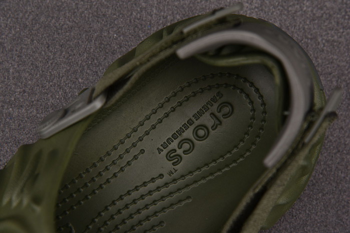 crocs pollex clog by salehe bembury 207393-309