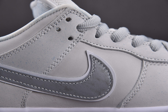 nike sb dunk low white lobster fd8776-100