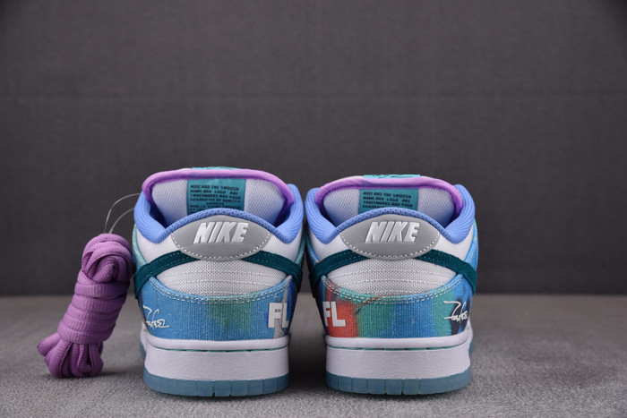 nike sb dunk low futura laboratories hf6061-400