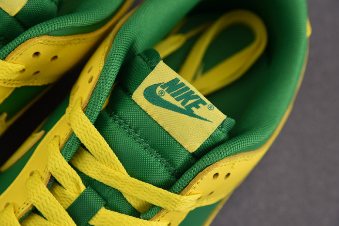 nike dunk low reverse brazil dv0833-300