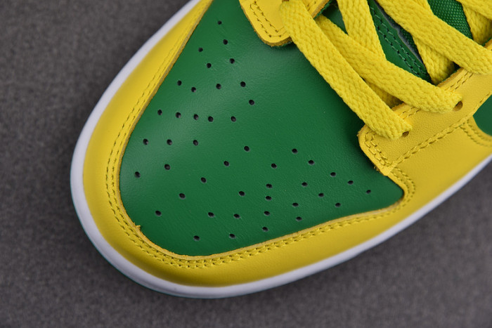 nike dunk low reverse brazil dv0833-300