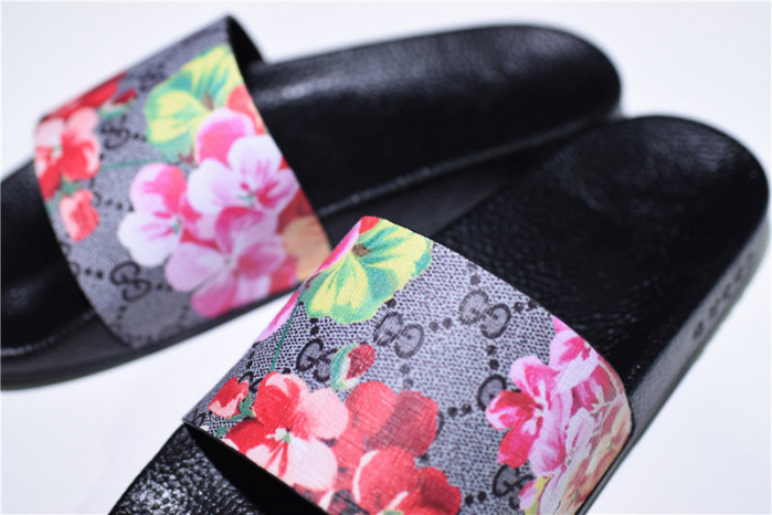 gucc* sandal4