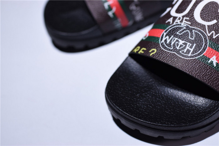 gucc* sandal2