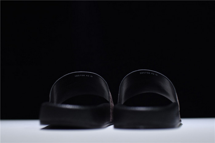 gucc* sandal3