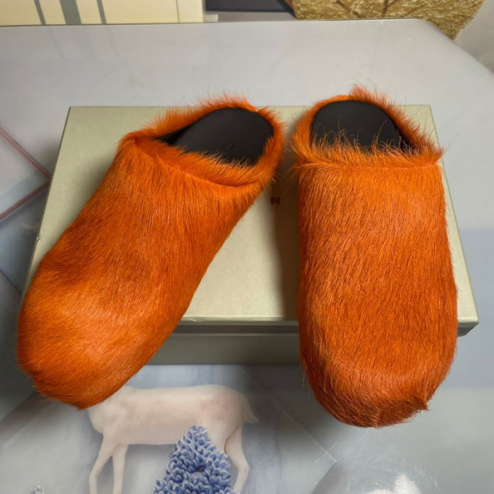 Marni Fussbett Sabot 8