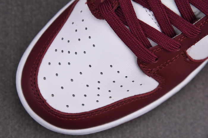 nike dunk low bordeaux dd1503-108