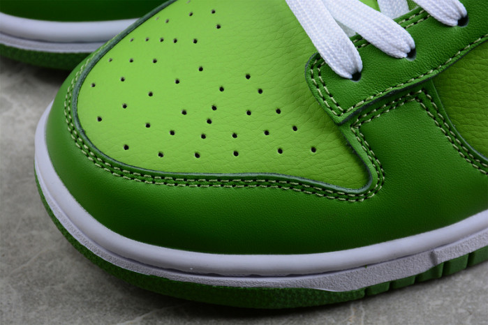 nike dunk low chlorophyll dj6188-300