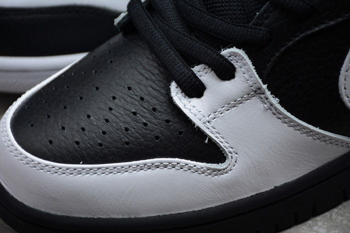 nike sb dunk low yin yang 313170-023