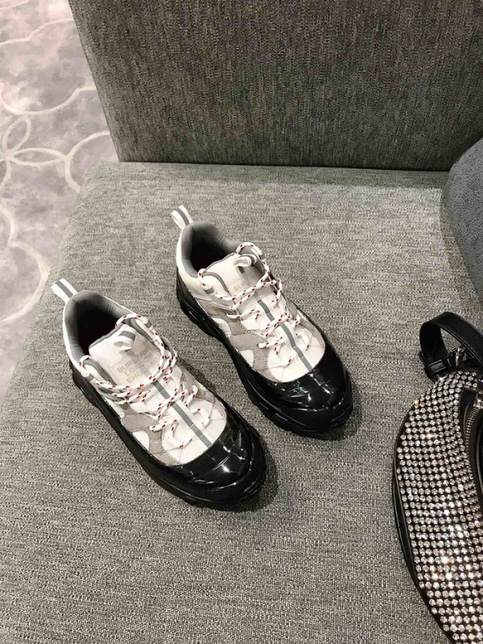 burber*y sneakers b000003