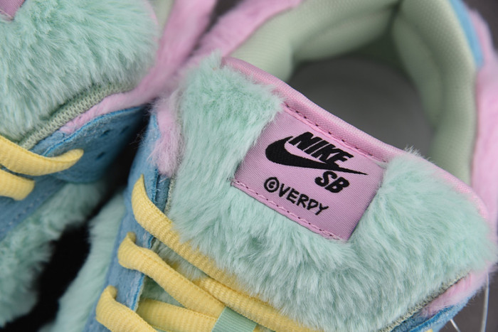 nike sb dunk low verdy visty fn6040-400