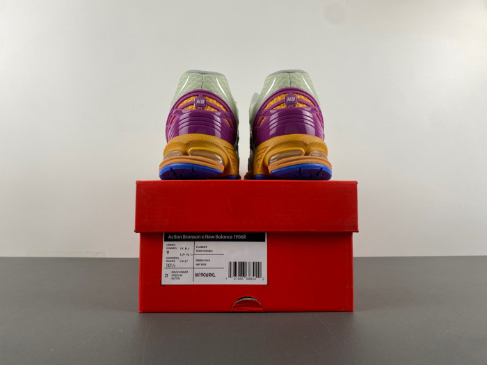 NEW BALANCE 1906R NB000051