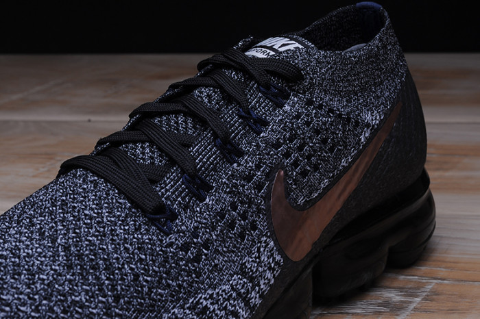 nike air vapormax flyknit explorer dark 849558-010
